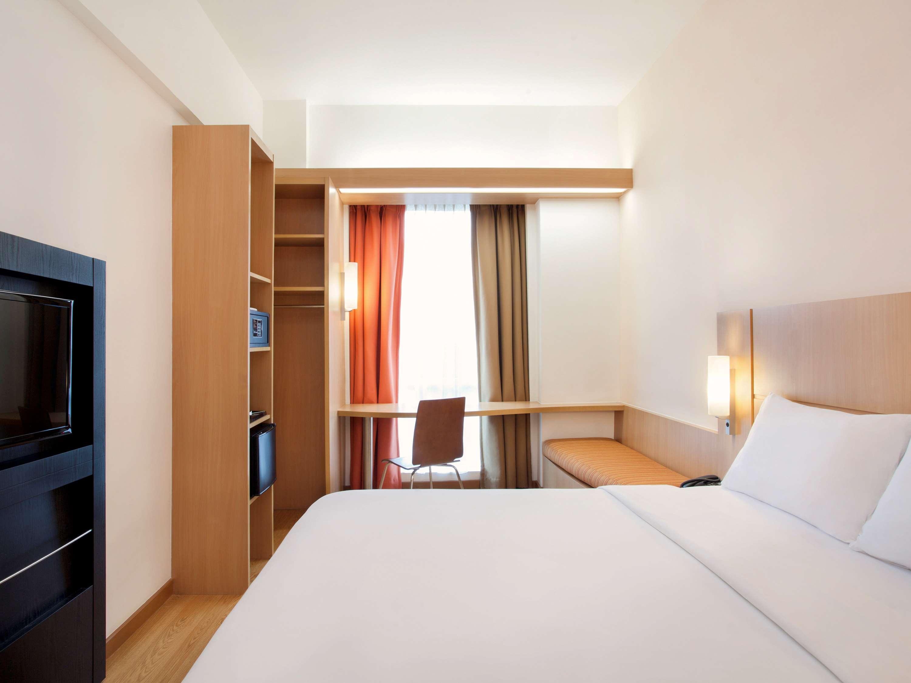 Hotel Ibis Trans 3*