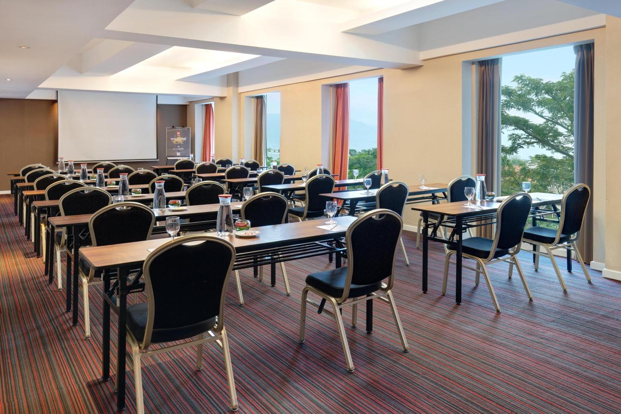 Ibis Trans Bandung