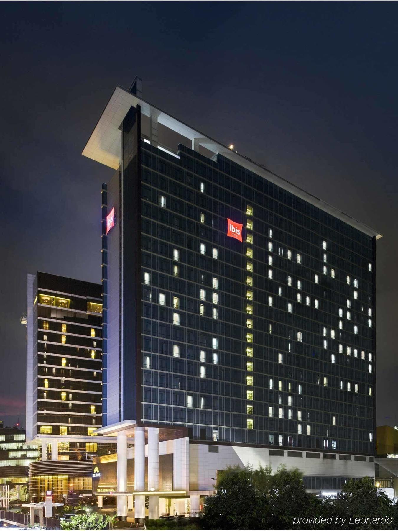 Ibis Trans Hotel 3*